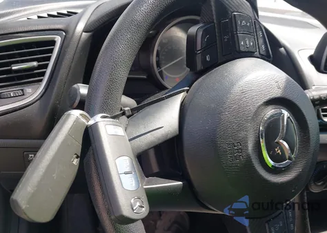 2014 Mazda Mazda3 I Sport z USA, uszkodzony, nr VIN 3MZBM1K72EM107923